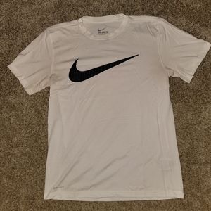 The Nike Tee